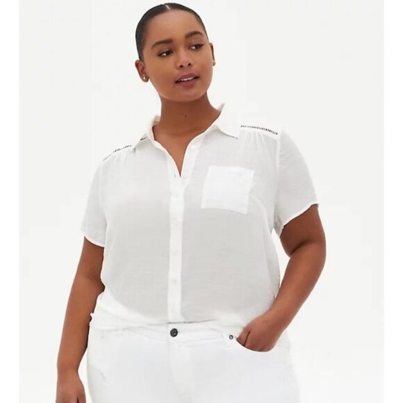torrid Tops - Torrid Women’s Blouse Size 0 Large White Lindsay Crochet Inset Button-Down Shirt